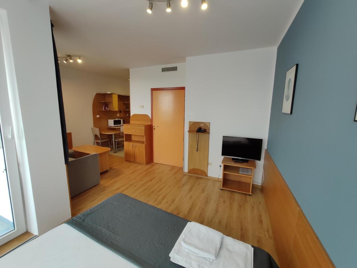 Apartamenty Mz Polonia - Kolobrzeg, Portowa 18 Екстериор снимка